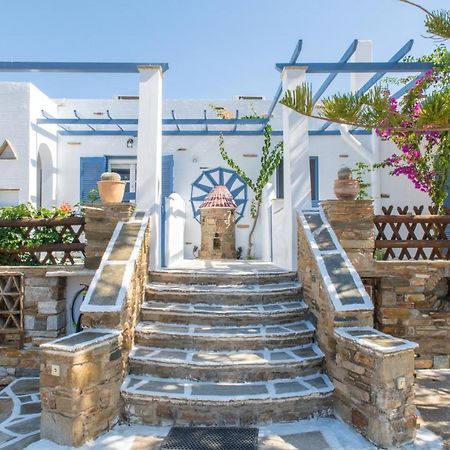 Θἔρως Apartment Tinos Bagian luar foto