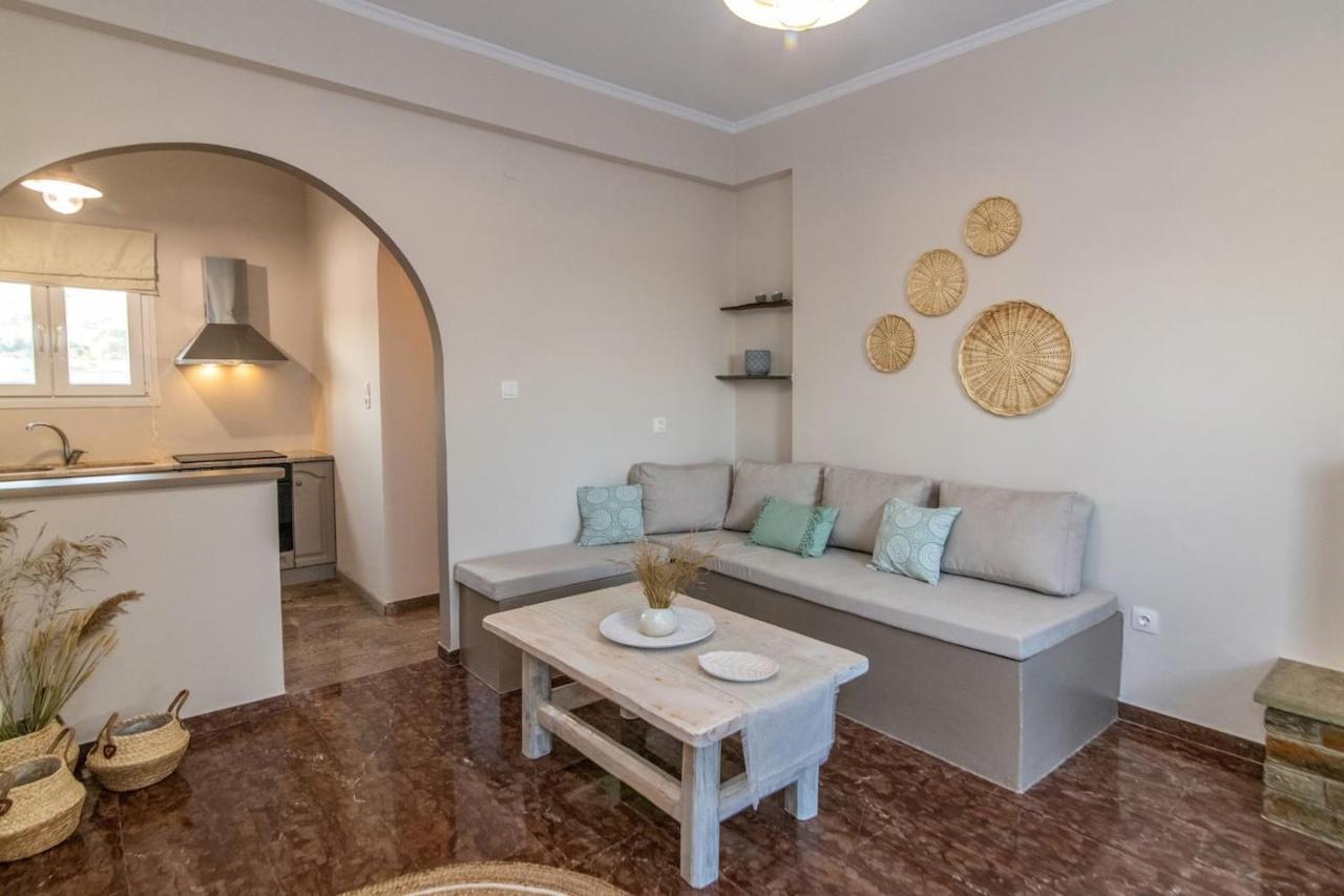Θἔρως Apartment Tinos Bagian luar foto