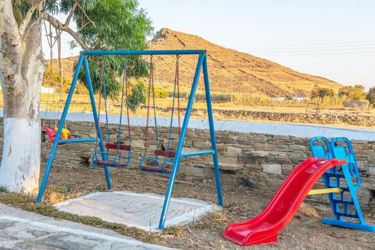 Θἔρως Apartment Tinos Bagian luar foto