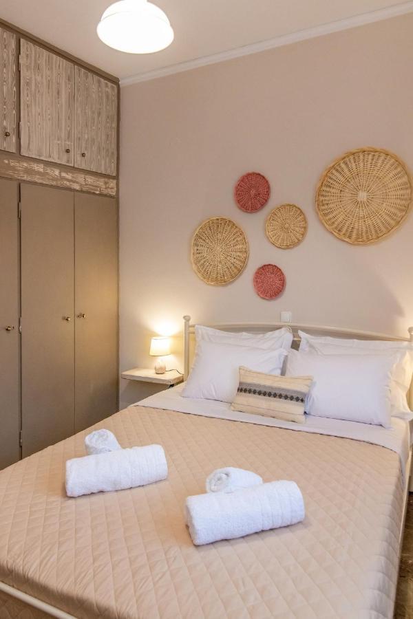 Θἔρως Apartment Tinos Bagian luar foto