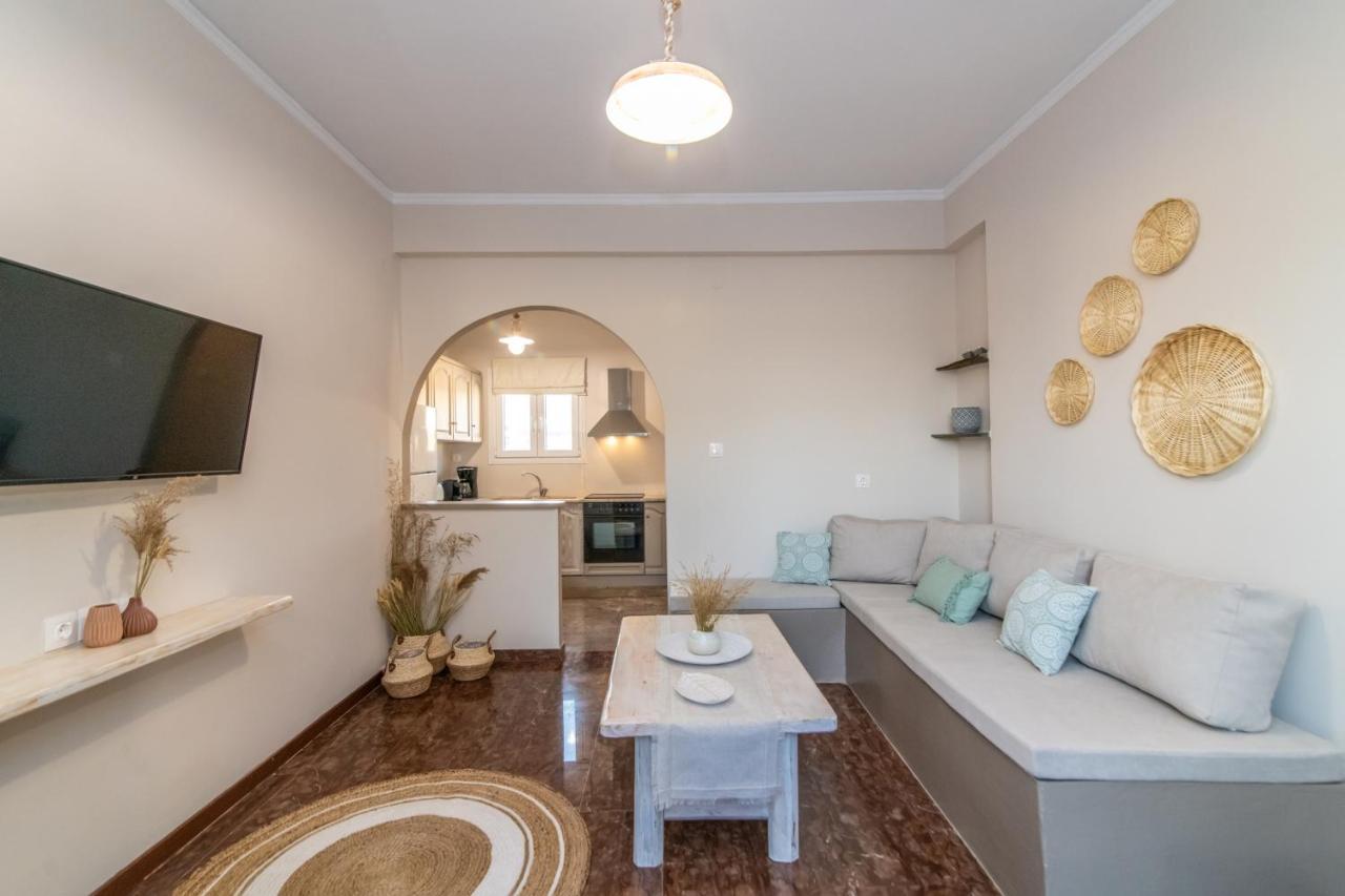 Θἔρως Apartment Tinos Bagian luar foto